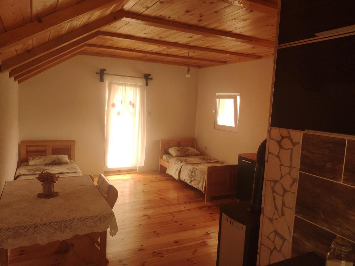 Private Accommodation Kalezic Mojkovac Bagian luar foto
