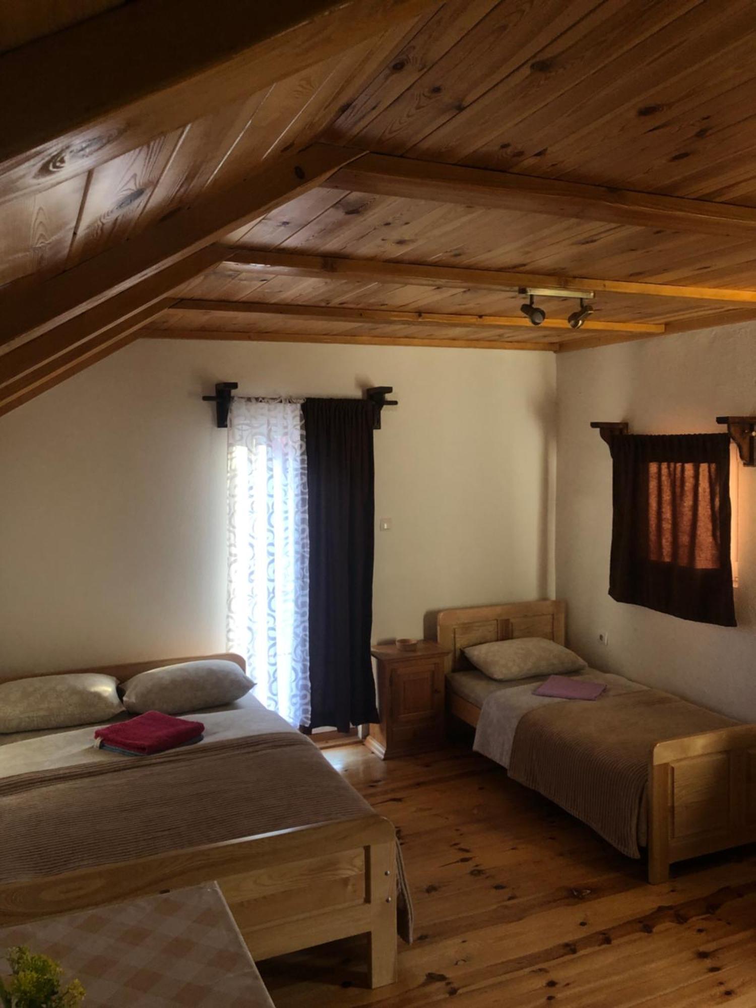 Private Accommodation Kalezic Mojkovac Bagian luar foto